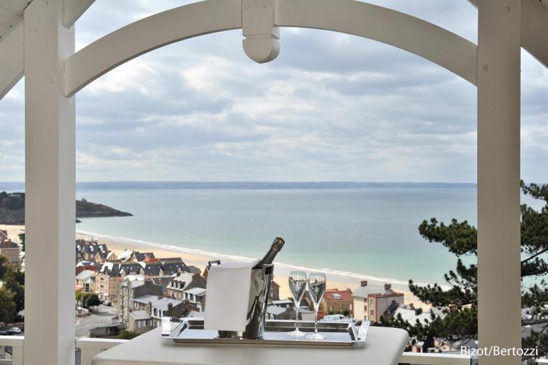 Les Du Aparthotel 4*