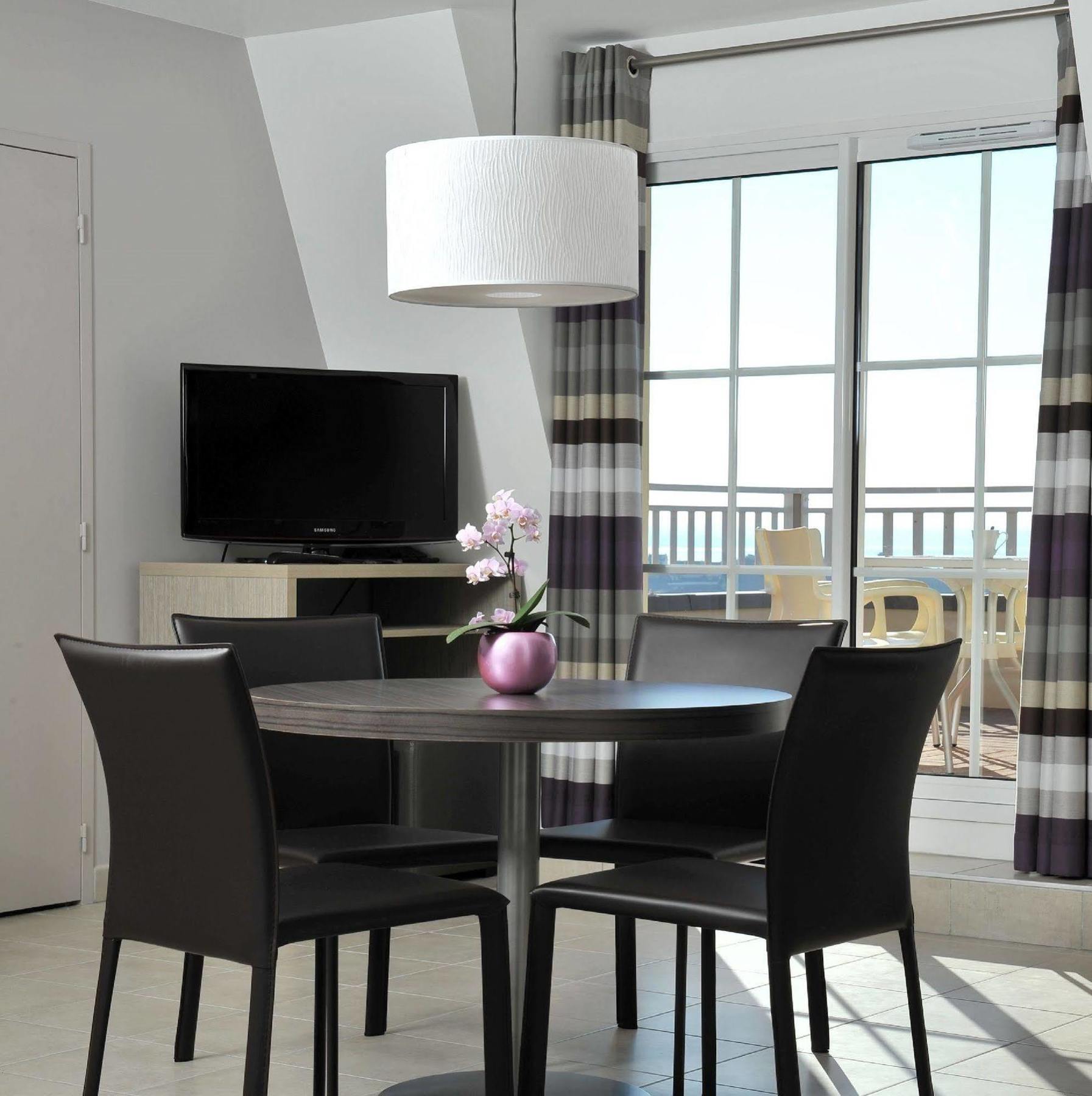 Aparthotel Les Du 4*